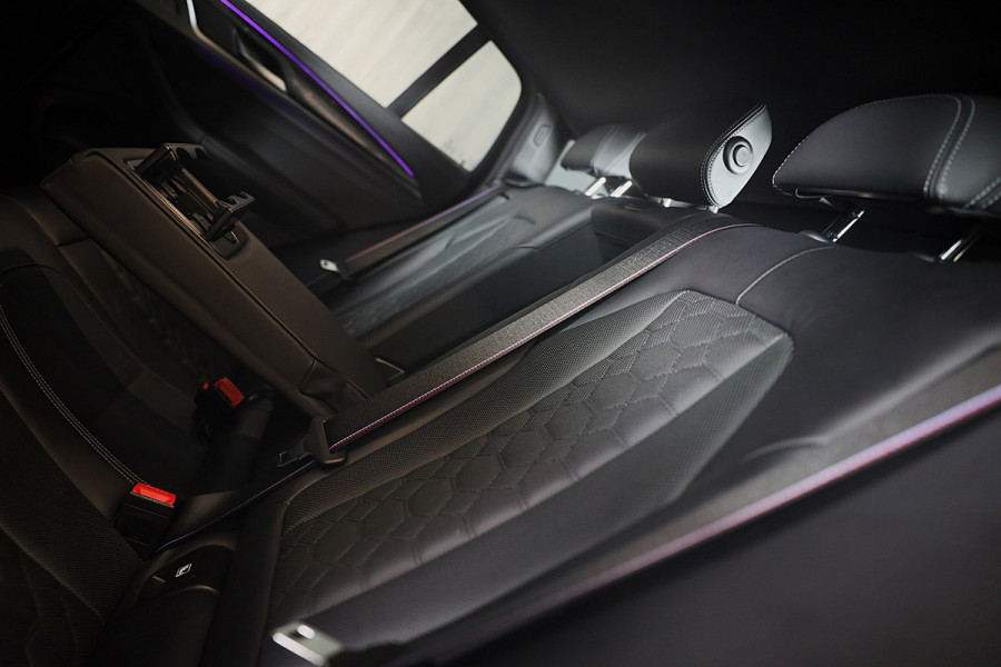 BMW X4 M Competition / Carbon / Head Up / Memory / Camera / Schaalstoelen / Leder / Dode Hoek / Cruise Control / Pano / 21 Inch