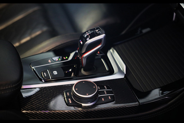BMW X4 M Competition / Carbon / Head Up / Memory / Camera / Schaalstoelen / Leder / Dode Hoek / Cruise Control / Pano / 21 Inch