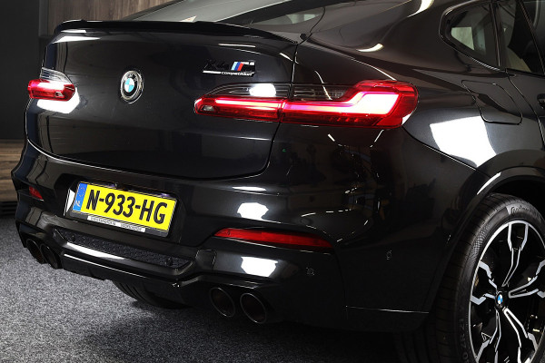 BMW X4 M Competition / Carbon / Head Up / Memory / Camera / Schaalstoelen / Leder / Dode Hoek / Cruise Control / Pano / 21 Inch
