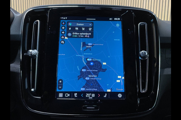 Volvo XC40 Recharge Plus 70 kWh|90%SOH|BLACK|ACC|CAMERA|CARPLAY/ANDROID AUTO|STOEL+STUURVERW|ELEK.KLEP|NL-AUTO|NAP|INC.BTW|1e EIG|