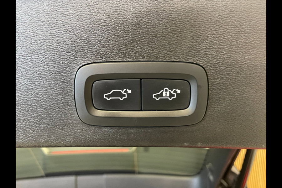 Volvo XC40 Recharge Plus 70 kWh|90%SOH|BLACK|ACC|CAMERA|CARPLAY/ANDROID AUTO|STOEL+STUURVERW|ELEK.KLEP|NL-AUTO|NAP|INC.BTW|1e EIG|