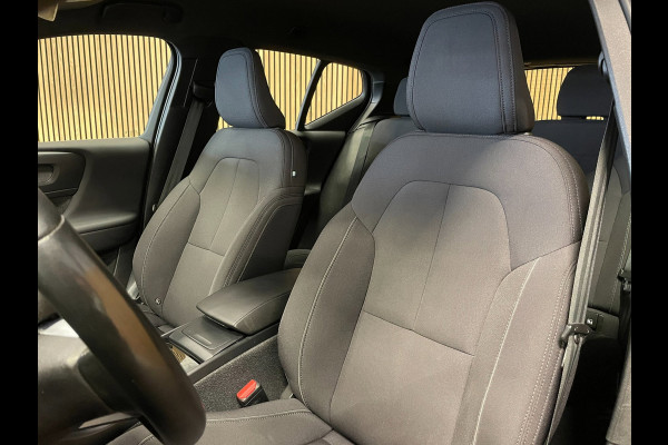 Volvo XC40 Recharge Plus 70 kWh|90%SOH|BLACK|ACC|CAMERA|CARPLAY/ANDROID AUTO|STOEL+STUURVERW|ELEK.KLEP|NL-AUTO|NAP|INC.BTW|1e EIG|
