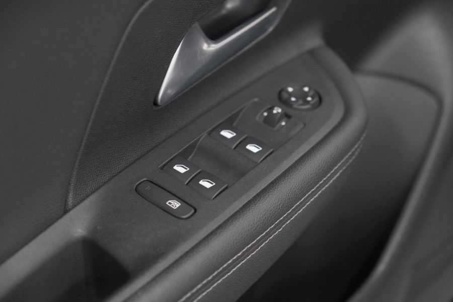 Opel Mokka Electric Level 5 50 kWh | 11 KW Lader | Camera | Adaptieve Cruise Control | Dodehoekdetectie