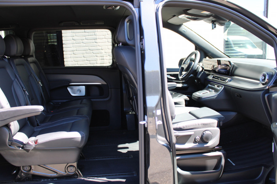 Mercedes-Benz V-Klasse 250d / DC / 4-Matic / AMG / Luchtvering / 2x Elec Schuifd / 360 Cam / Burmester / Vol Opties / NIEUWSTAAT
