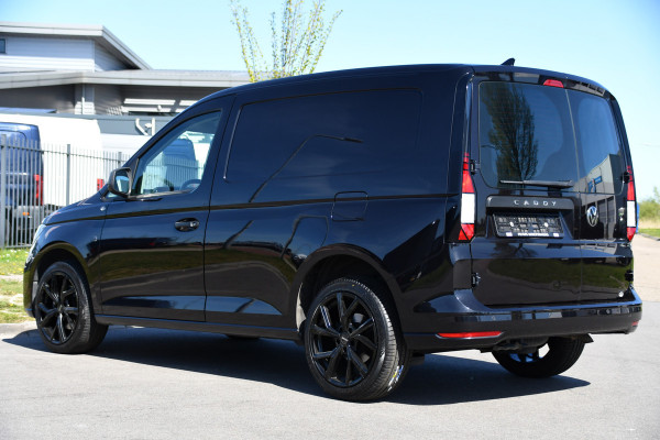 Volkswagen Caddy Cargo 2.0 TDI Black Edition MARGE! Cruise, Carplay, LED, 122pk, Automaat, Nieuw staat! Sensoren, Multimedia, Uniek!