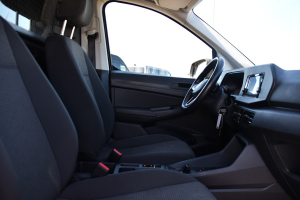 Volkswagen Caddy Cargo 2.0 TDI Black Edition MARGE! Cruise, Carplay, LED, 122pk, Automaat, Nieuw staat! Sensoren, Multimedia, Uniek!
