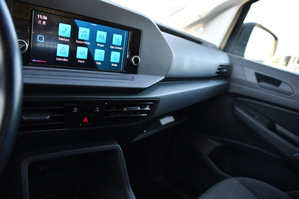 Volkswagen Caddy Cargo 2.0 TDI Black Edition MARGE! Cruise, Carplay, LED, 122pk, Automaat, Nieuw staat! Sensoren, Multimedia, Uniek!