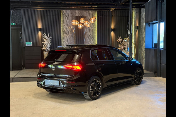 Volkswagen Golf 1.5 eTSI R-Line Edition|PANO|BOMVOL!
