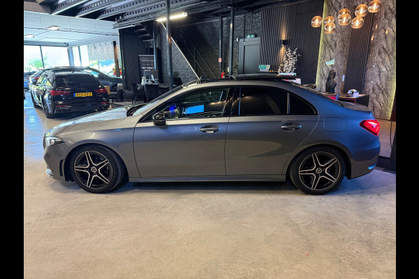 Mercedes-Benz A-Klasse 180 AMG|PANO|SFEER|BOMVOL!