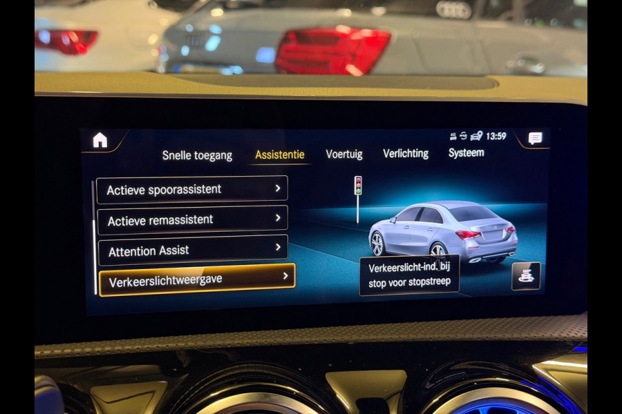 Mercedes-Benz A-Klasse 180 AMG|PANO|SFEER|BOMVOL!