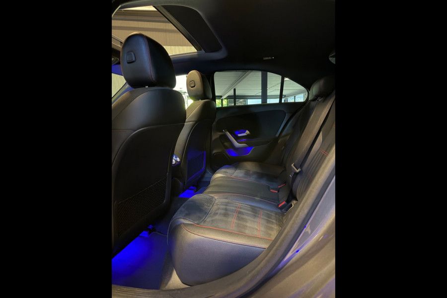 Mercedes-Benz A-Klasse 180 AMG|PANO|SFEER|BOMVOL!