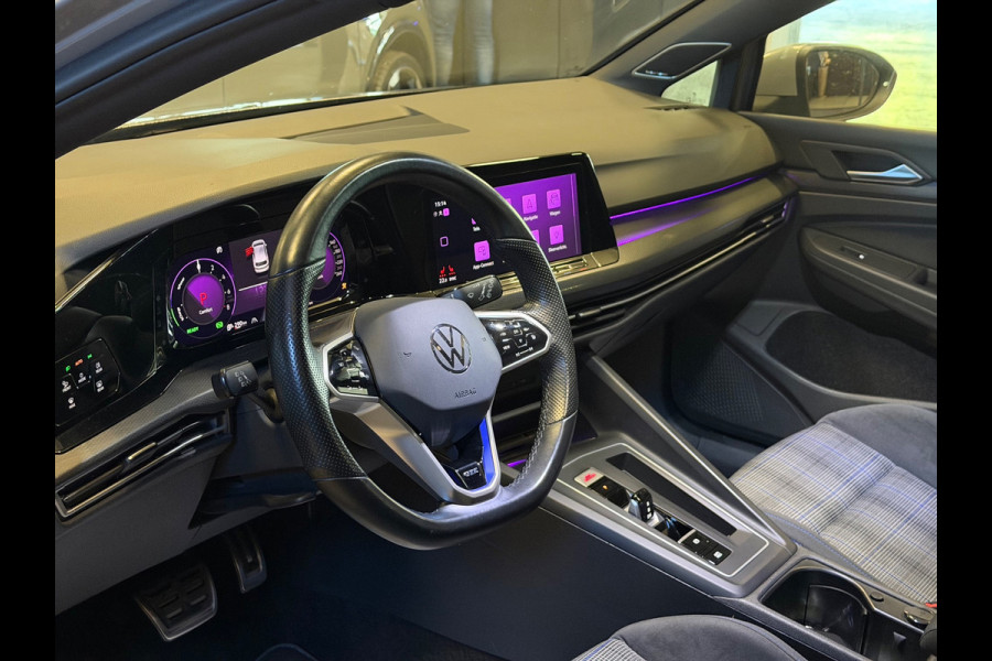 Volkswagen Golf 1.4 eHybrid GTE|PANO|BOMVOL!