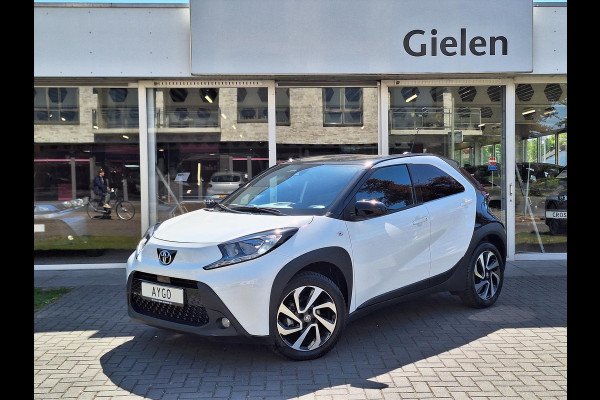 Toyota Aygo X 1.0 VVT-i S-CVT Automaat Pulse Bi-Tone | Stoelverwarming, Airconditioning, 17 inch, CarPlay, Adaptive cruise control