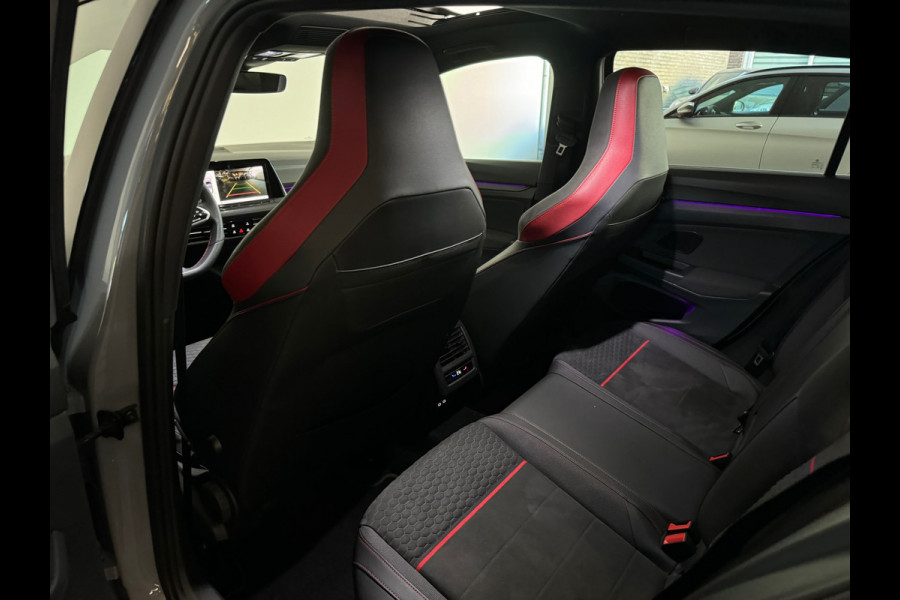 Volkswagen Golf 2.0 TSI GTI Clubsport Pano|HuD|H&K|IQ|Camera