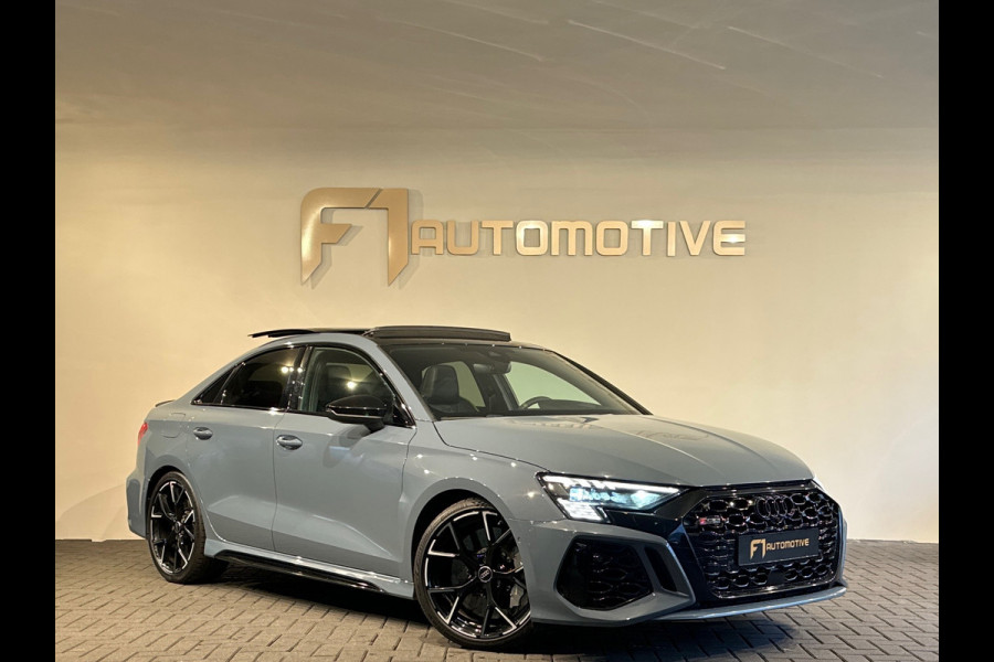 Audi RS3 Limousine 2.5 TFSI quattro Pano|Ceramic|HuD|B&O|Key