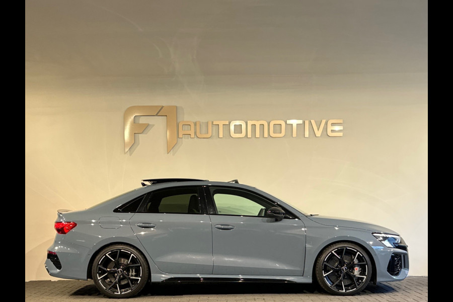 Audi RS3 Limousine 2.5 TFSI quattro Pano|Ceramic|HuD|B&O|Key