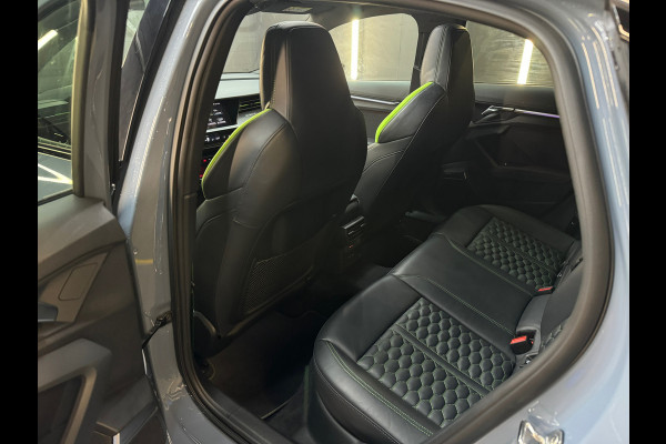 Audi RS3 Limousine 2.5 TFSI quattro Pano|Ceramic|HuD|B&O|Key