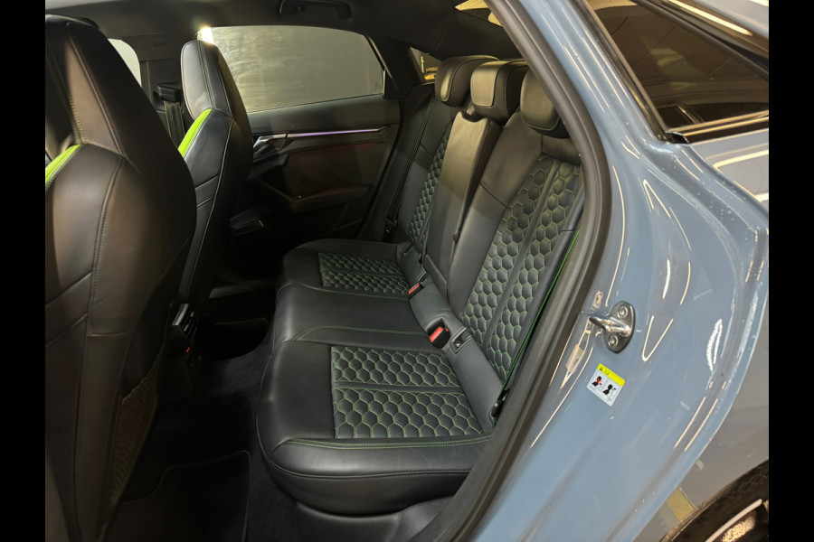 Audi RS3 Limousine 2.5 TFSI quattro Pano|Ceramic|HuD|B&O|Key