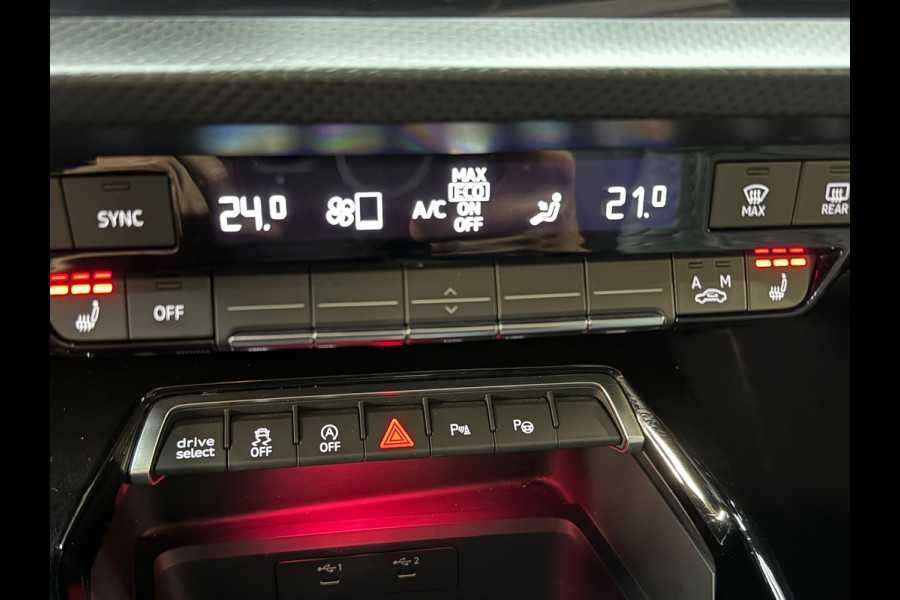 Audi RS3 Limousine 2.5 TFSI quattro Pano|Ceramic|HuD|B&O|Key