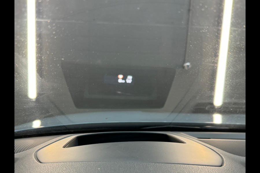 Audi RS3 Limousine 2.5 TFSI quattro Pano|Ceramic|HuD|B&O|Key