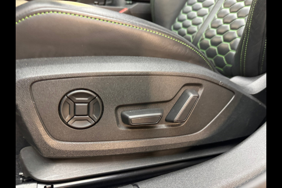 Audi RS3 Limousine 2.5 TFSI quattro Pano|Ceramic|HuD|B&O|Key