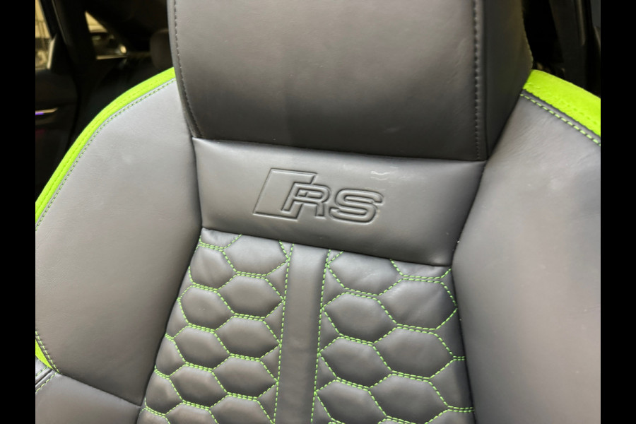 Audi RS3 Limousine 2.5 TFSI quattro Pano|Ceramic|HuD|B&O|Key