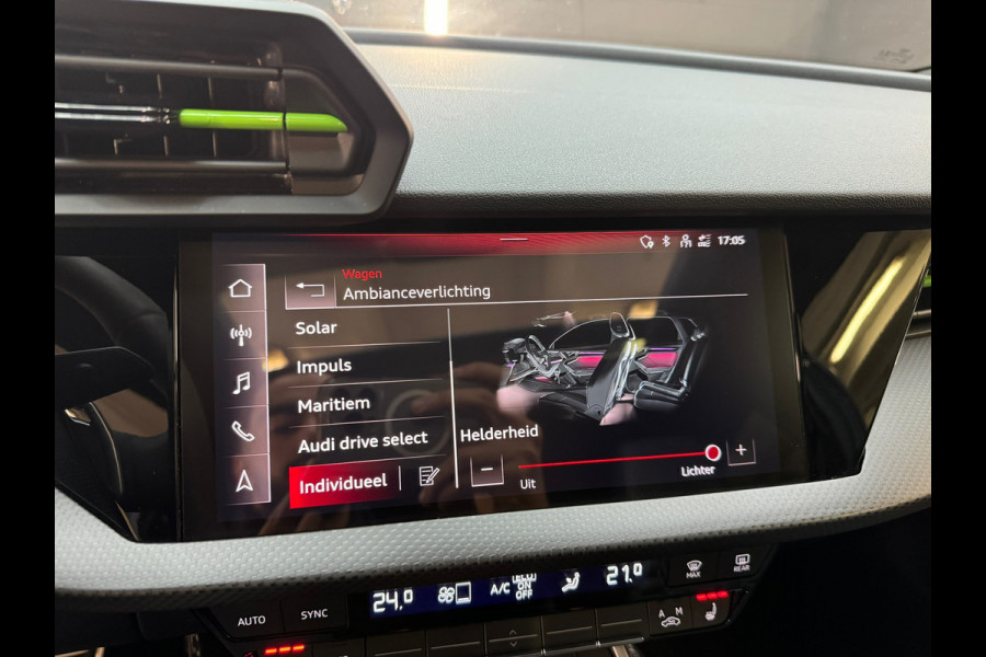 Audi RS3 Limousine 2.5 TFSI quattro Pano|Ceramic|HuD|B&O|Key