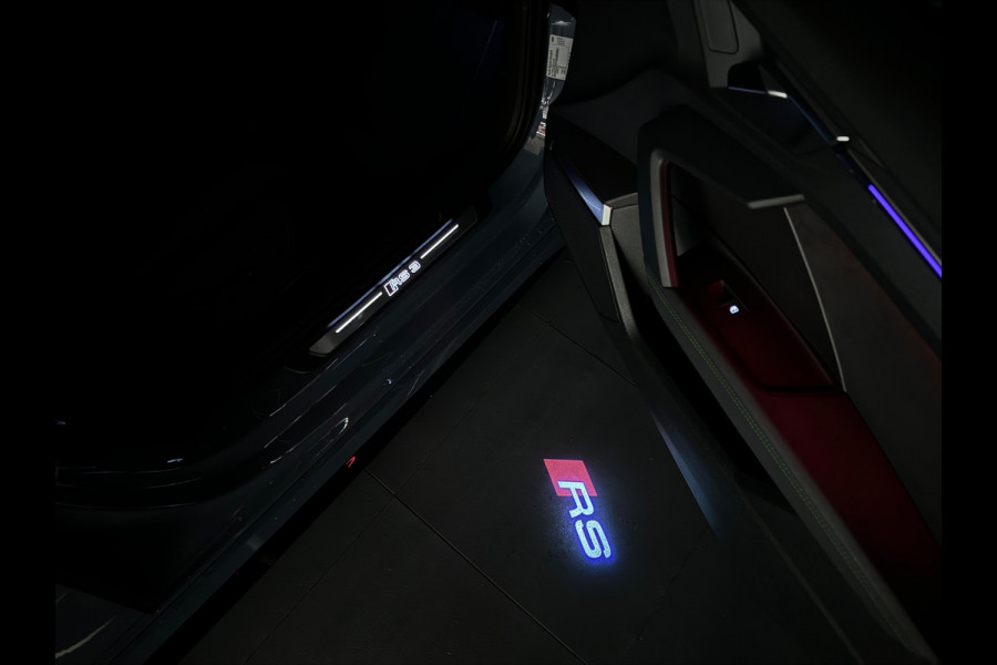 Audi RS3 Limousine 2.5 TFSI quattro Pano|Ceramic|HuD|B&O|Key