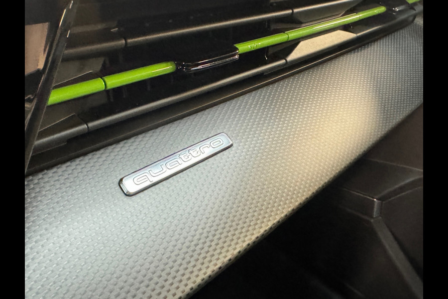 Audi RS3 Limousine 2.5 TFSI quattro Pano|Ceramic|HuD|B&O|Key