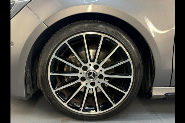 Mercedes-Benz CLA-Klasse 180 AMG Pano|Camera|Sfeer|Night