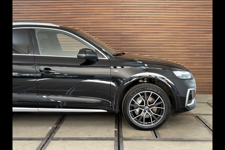 Audi Q5 Sportback 50 TFSI e S-line edition | Matrix | MMI+ | HuD | Audi Sound | Ambient Plus | City & Tour Assist Pack | 20"inch |