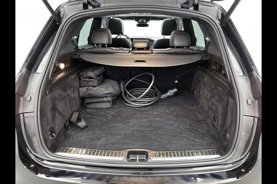 Mercedes-Benz GLE 350 e 4MATIC AMG Premium Plus Panoramadak | 22 inch. Lichtmetalen velgen | navigatie | Night pakket 360 grade camera | Burmester surround | Inclusief 24 maanden Mercedes-Benz Certified garantie voor Europa.