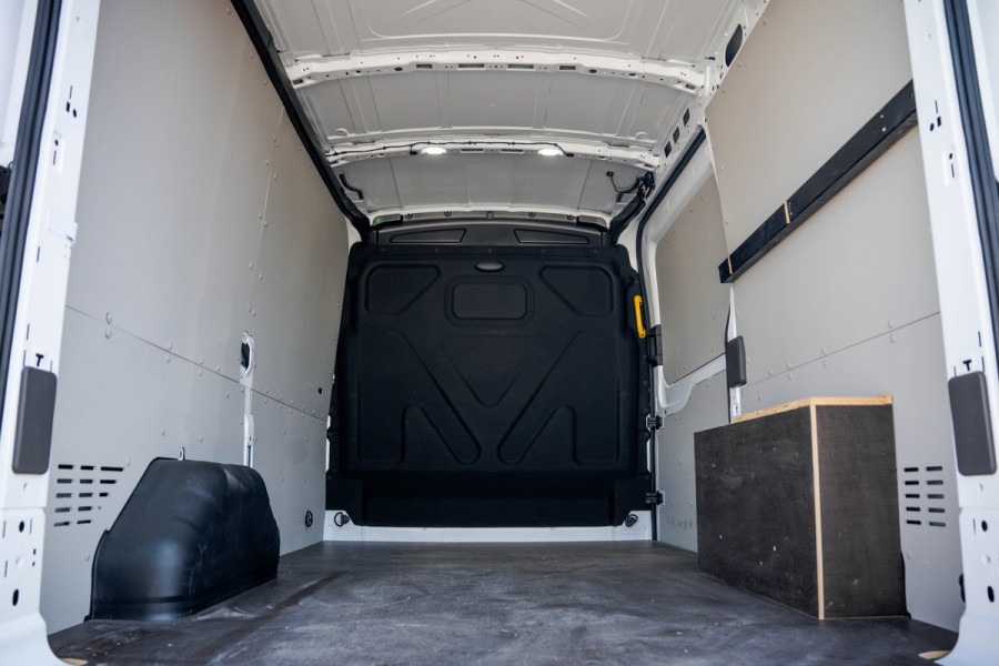 Ford Transit 2.0 EcoBlue L2H2 | Automaat | Camera | Cruise | Airco | Trekhaak