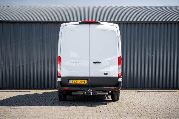 Ford Transit 2.0 EcoBlue L2H2 | Automaat | Camera | Cruise | Airco | Trekhaak