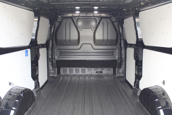 Ford Transit Custom 320 2.0 TDCI L2H1 Limited 150pk - 2x Schuifdeur - Adaptive Cruise - Verwarmd stuur - Blind spot - Navigatie - Camera - Draadloos