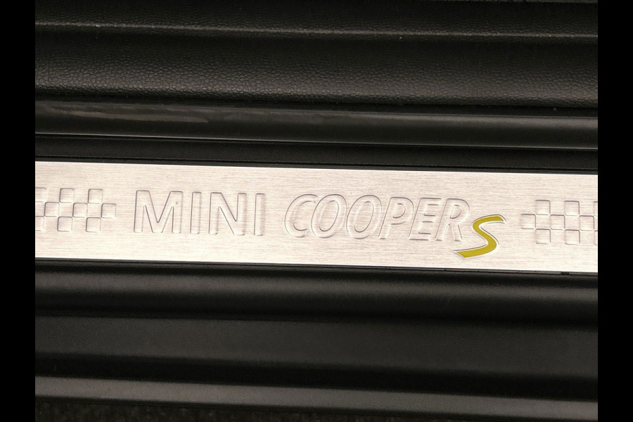 MINI Mini Electric Essential 33 kWh | Apple/Carplay | Stoelverwarming | Climate/Control