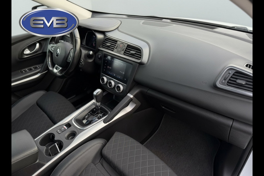 Renault Kadjar 1.3 TCe Black Edition,VOL OPTIES, panoramadak, 19 inch,trekhaak,achteruitrijcamera, 1/2 lederen sportinterieur, led