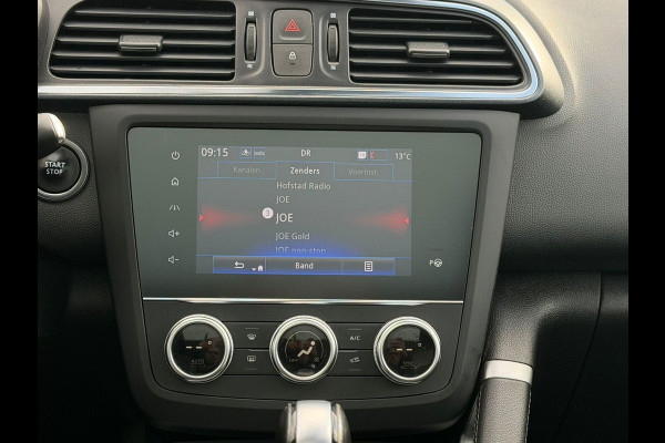 Renault Kadjar 1.3 TCe Black Edition,VOL OPTIES, panoramadak, 19 inch,trekhaak,achteruitrijcamera, 1/2 lederen sportinterieur, led