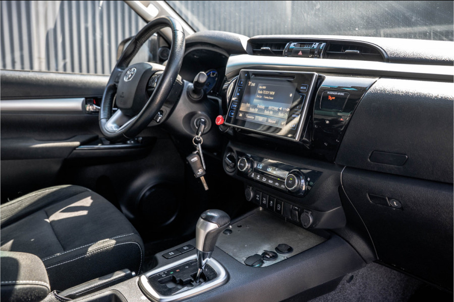 Toyota Hilux 2.4 D 4WD | 150 PK | Automaat | Camera | Cruise | Navi | Trekhaak