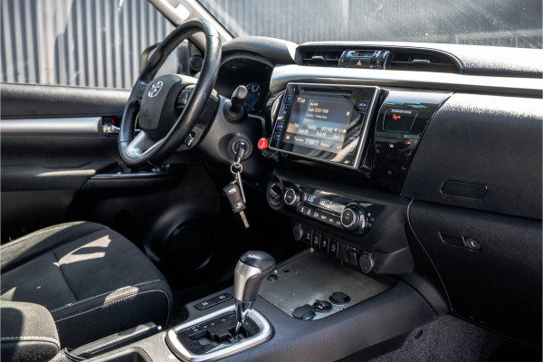 Toyota Hilux 2.4 D 4WD | 150 PK | Automaat | Camera | Cruise | Navi | Trekhaak