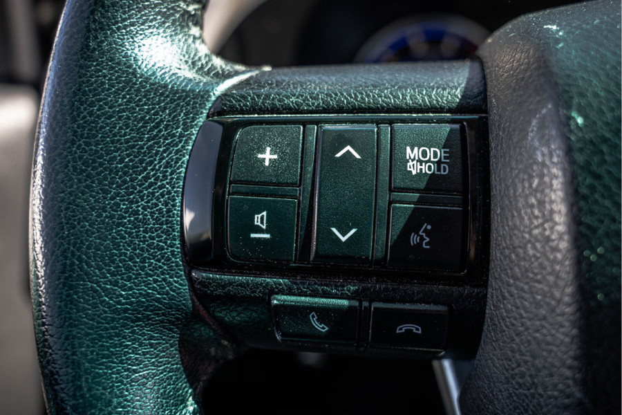 Toyota Hilux 2.4 D 4WD | 150 PK | Automaat | Camera | Cruise | Navi | Trekhaak