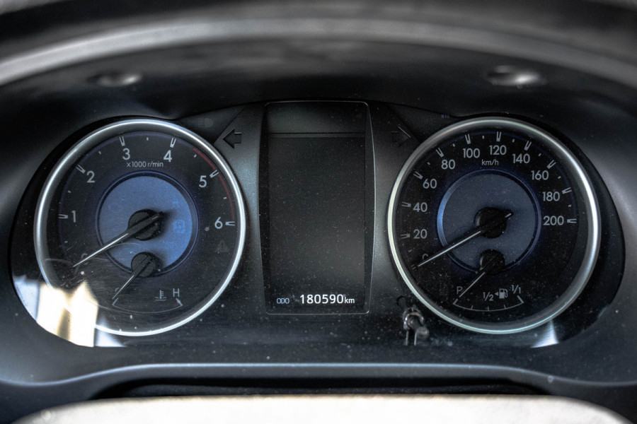 Toyota Hilux 2.4 D 4WD | 150 PK | Automaat | Camera | Cruise | Navi | Trekhaak