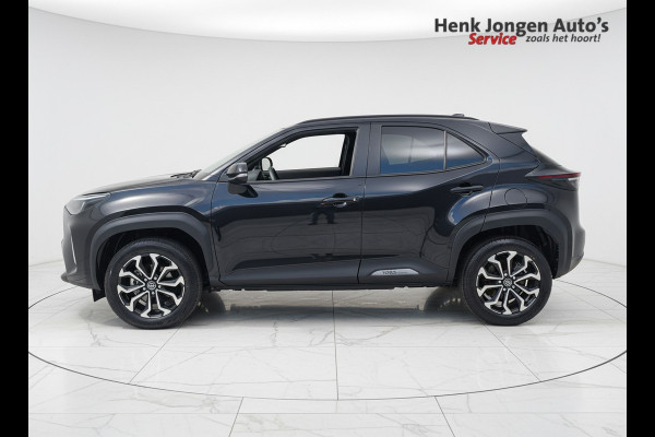 Toyota Yaris Cross 1.5 Hybrid 115 First Edition Rijklaar + Fabrieksgarantie Henk Jongen Auto's in Helmond,  al 50 jaar service zoals 't hoort!