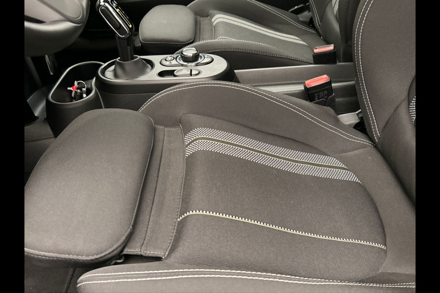 MINI Mini Electric Essential 33 kWh | SOH 100 % | Apple/Carplay | Stoelverwarming | Climate/Control