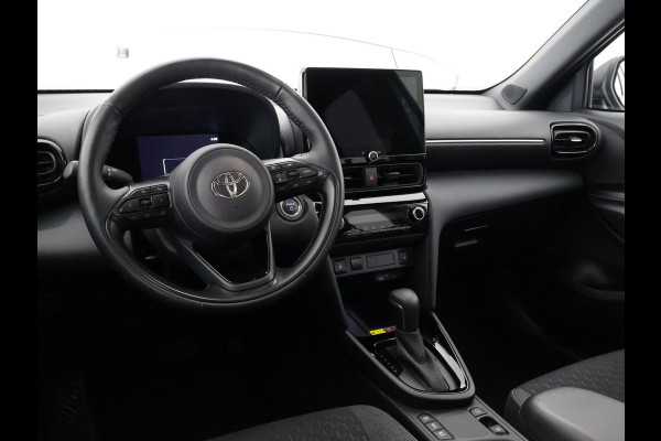 Toyota Yaris Cross 1.5 Hybrid 115 Dynamic | Stuur-/Stoelverwarming | Draadloze telefoonlader | Adaptieve Cruise Control |