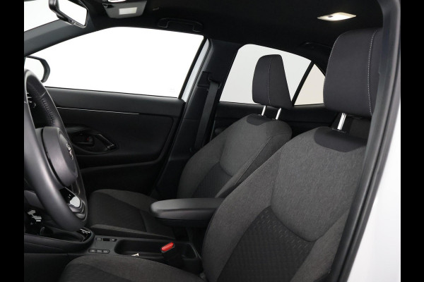 Toyota Yaris Cross 1.5 Hybrid 115 Dynamic | Stuur-/Stoelverwarming | Draadloze telefoonlader | Adaptieve Cruise Control |