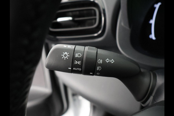 Toyota Yaris Cross 1.5 Hybrid 115 Dynamic | Stuur-/Stoelverwarming | Draadloze telefoonlader | Adaptieve Cruise Control |