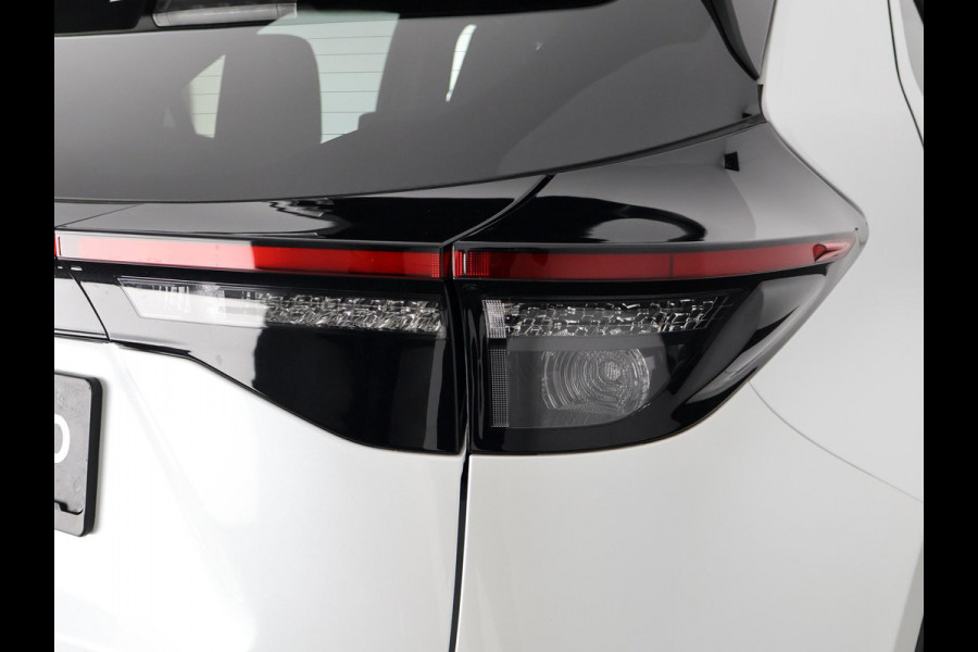 Toyota Yaris Cross 1.5 Hybrid 115 Dynamic | Stuur-/Stoelverwarming | Draadloze telefoonlader | Adaptieve Cruise Control |