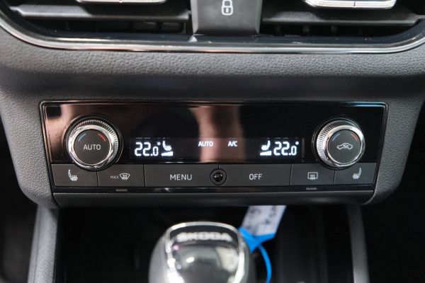 Škoda Kamiq 1.0 TSI Business Edition Automaat - N.A.P. Airco, Cruise, Virtual Display, Camera, PDC, Trekhaak.