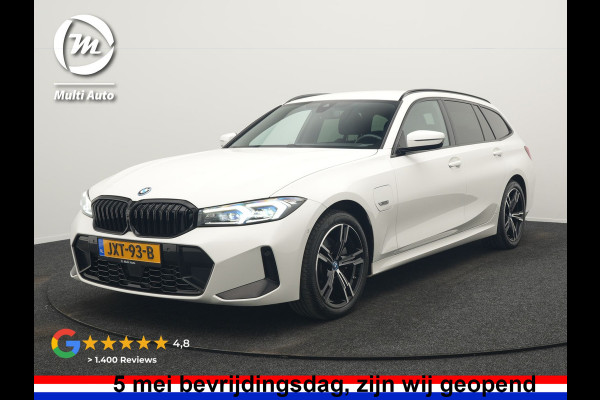 BMW 3 Serie Touring 320e M Sport FACELIFT PHEV 204pk Dealer O.H | Trekhaak Af Fabriek | Adaptive Cruise | Widescreen Navi | Head Up | Alcantara Sportstoelen Verwarmd | Camera & Parkassist | Apple Carplay | Plug In Hybrid